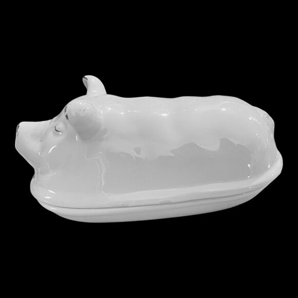 Adorable Vintage Piglet Butter Dish – Hand-Painted 2-Piece Farmyard Collection - Picture 3 of 10